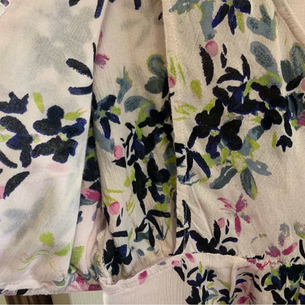 Jessica Simpson Maternity Floral Nursing Dress. Beautiful - Picture 3 of 6
